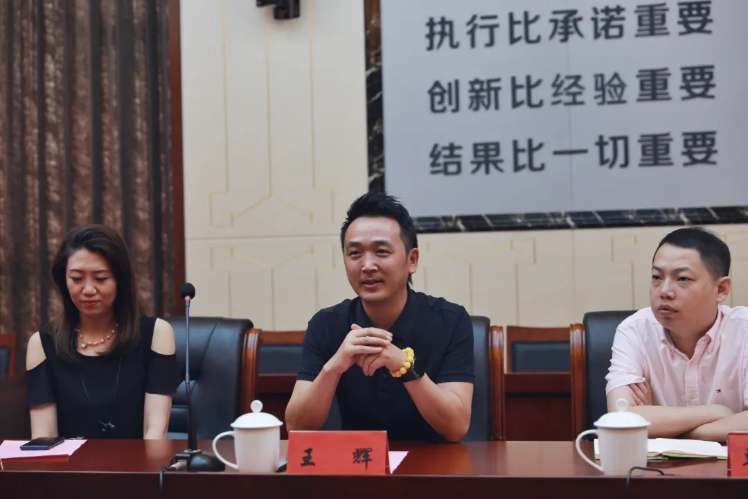 合作共赢谋发展，校企互动谱新篇——MK体育
中国(图4)